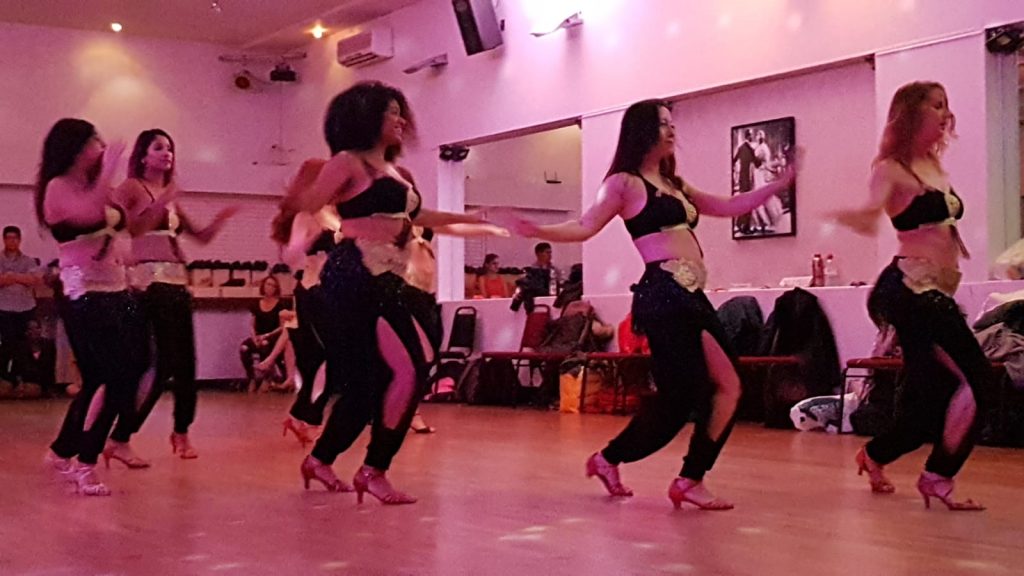 LATIN DANCE SALSA